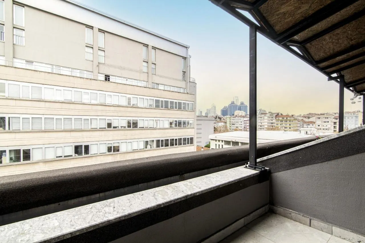 Sleek Residence Flat With Great Location In Sisli Istanbul